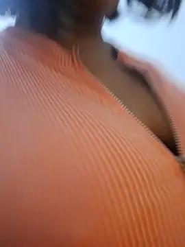 Adelehottman online show from February 23, 2026, 1:33 pm