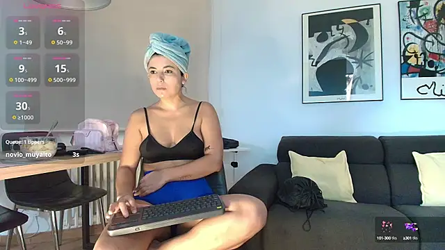 Arya 33 online show from October 9, 2025, 8:15 am