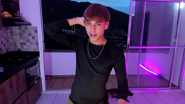 Snapshot of visaelX chatting on September 28, 2025, 10:50 pm visaelX online show from September 28, 2025, 10:50 pm