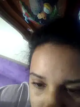 Snapshot of _Miaaleon chatting on November 26, 2025, 9:09 am Miaaleon online show from November 26, 2025, 9:09 am