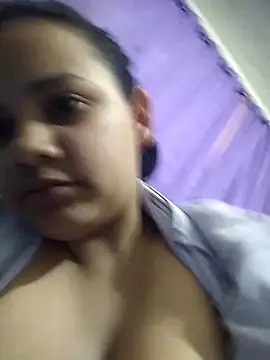 Snapshot of _Miaaleon chatting on November 16, 2025, 10:46 pm Miaaleon online show from November 16, 2025, 10:46 pm