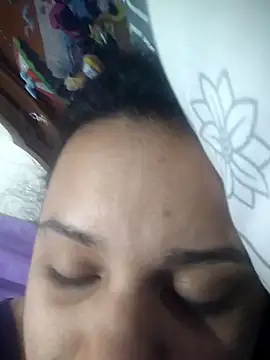 Snapshot of _Miaaleon chatting on November 28, 2025, 9:20 am Miaaleon online show from November 28, 2025, 9:20 am