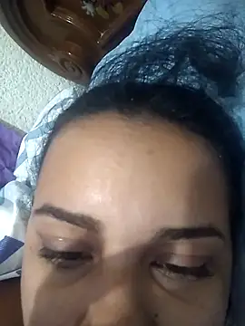 Snapshot of _Miaaleon chatting on October 24, 2025, 9:19 am Miaaleon online show from October 24, 2025, 9:19 am