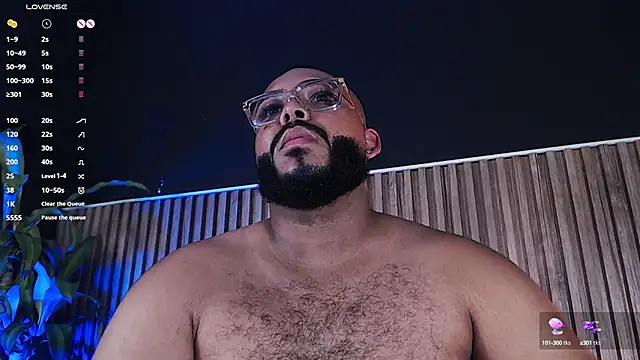 Snapshot of DilanJonnes_ chatting on January 31, 2025, 1:43 am DilanJonnes  online show from January 31, 2025, 1:43 am