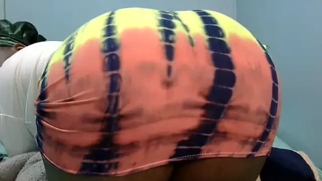 Snapshot of medinahswee chatting on November 8, 2025, 6:50 am medinahswee online show from November 8, 2025, 6:50 am