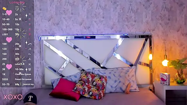 Snapshot of dominic_thailor chatting on November 10, 2025, 2:00 pm dominic thailor online show from November 10, 2025, 2:00 pm