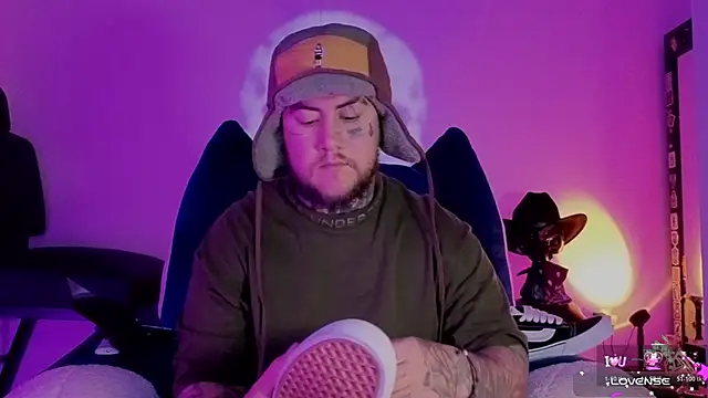 Ash gusbig online show from November 10, 2025, 12:59 am