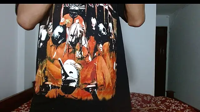 Snapshot of carolinemiller7 chatting on February 20, 2025, 6:17 am carolinemiller7 online show from February 20, 2025, 6:17 am