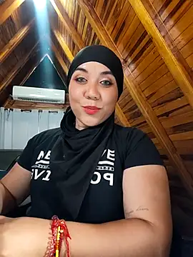 AmbarBurhan online show from September 12, 2025, 6:18 pm