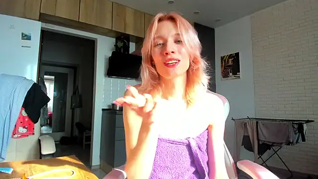  Alice Kitty online show from February 18, 2026, 10:22 am