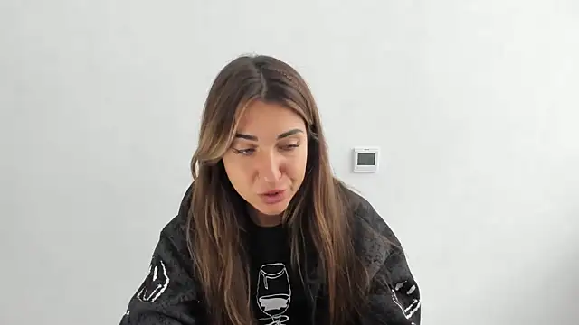 Summmmersky online show from October 2, 2025, 8:40 am