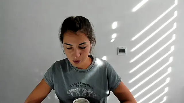 Summmmersky online show from September 18, 2025, 6:49 am