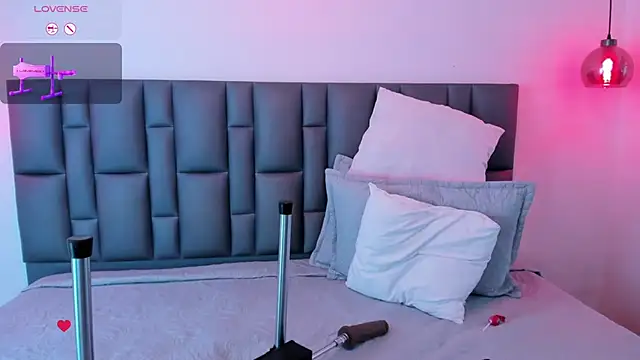 Snapshot of Abbyadams chatting on November 9, 2025, 3:10 am Abbyadams online show from November 9, 2025, 3:10 am