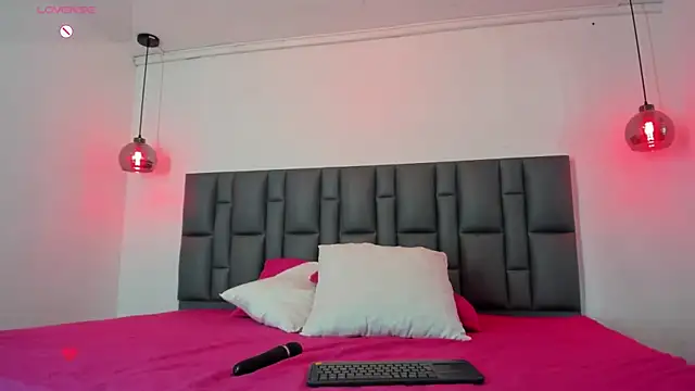 Snapshot of Abbyadams chatting on November 10, 2025, 3:11 am Abbyadams online show from November 10, 2025, 3:11 am