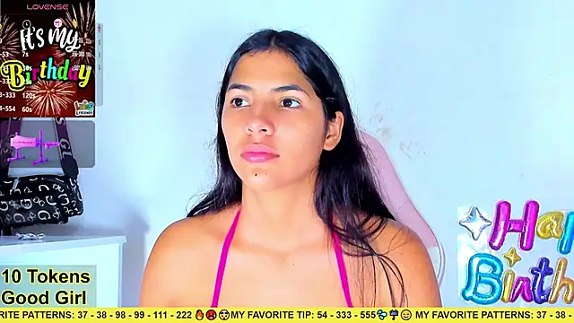 Snapshot of AriannaLewiis chatting on December 3, 2025, 7:24 pm AriannaLewiis online show from December 3, 2025, 7:24 pm