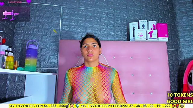 Snapshot of AriannaLewiis chatting on September 26, 2025, 7:43 pm AriannaLewiis online show from September 26, 2025, 7:43 pm