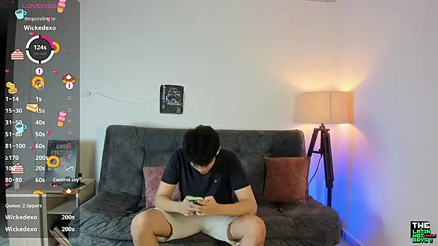 MyLatinHotBoys online show from February 8, 2025, 12:28 am