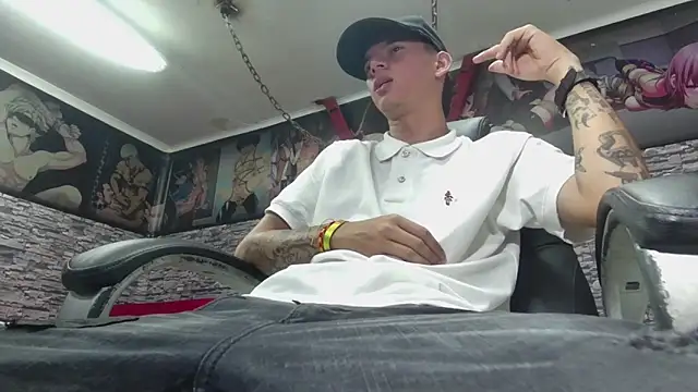 FrannBoy online show from March 19, 2025, 7:38 pm