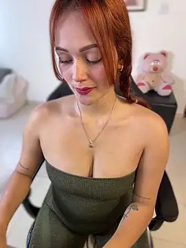 Snapshot of Miss-Abbii chatting on December 2, 2025, 9:16 pm Miss-Abbii online show from December 2, 2025, 9:16 pm