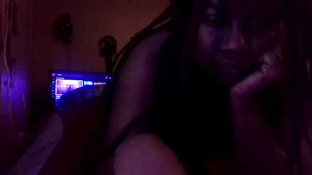 EbonyFetishQueen online show from December 19, 2025, 5:32 am
