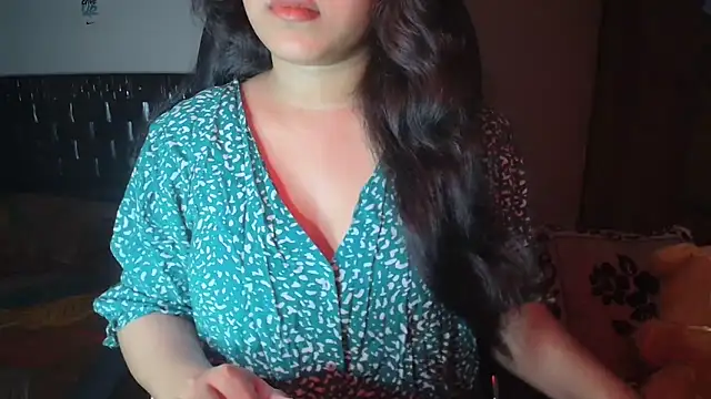 Most-Beautiful-Queen online show from October 24, 2025, 7:02 pm