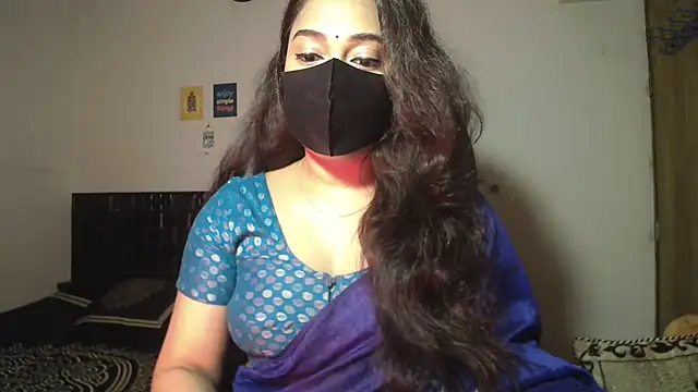 Most-Beautiful-Queen online show from April 13, 2026, 7:51 pm