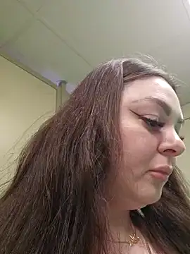 Snapshot of Britishbella chatting on February 2, 2025, 9:23 pm Britishbella online show from February 2, 2025, 9:23 pm