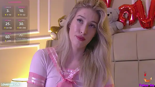 Snapshot of SerenaBennet chatting on November 11, 2025, 4:35 pm SerenaBennet online show from November 11, 2025, 4:35 pm