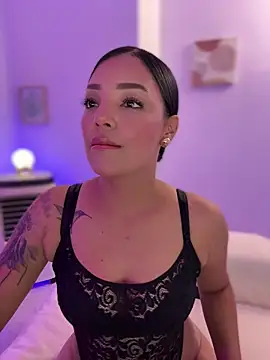 Sara LipsX online show from February 5, 2026, 11:55 pm