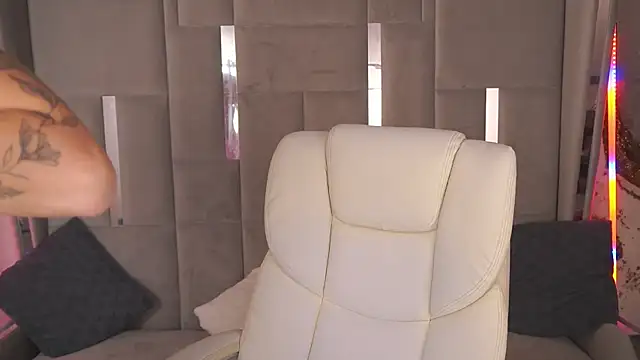 Snapshot of SonnyKage chatting on November 24, 2025, 11:27 pm SonnyKage online show from November 24, 2025, 11:27 pm