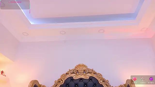 AdelinaVans online show from November 26, 2025, 10:59 am