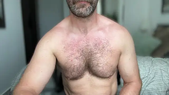Snapshot of Mr_Beef chatting on June 27, 2026, 2:45 pm Mr Beef online show from June 27, 2026, 2:45 pm