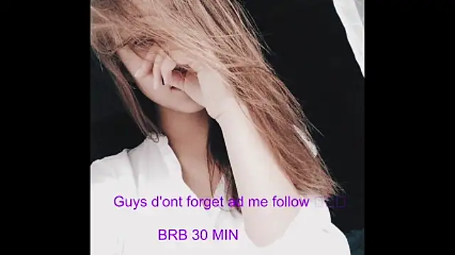  JustmeHere  online show from December 21, 2025, 7:43 am