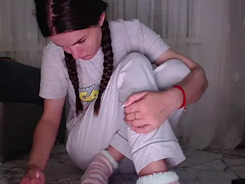  JustmeHere  online show from October 1, 2025, 6:12 pm