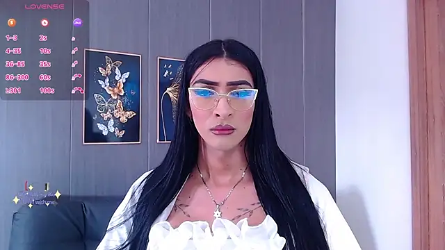 Evelynn sex  online show from December 4, 2025, 1:43 pm