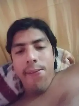 Snapshot of Ricardito97 chatting on July 13, 2026, 2:55 am Ricardito97 online show from July 13, 2026, 2:55 am