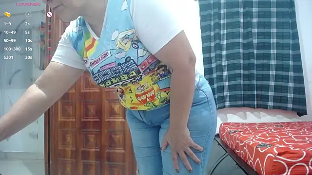 Snapshot of Uzziah_Sabag chatting on November 19, 2025, 12:21 am Uzziah Sabag online show from November 19, 2025, 12:21 am