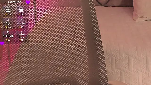 anna-henao online show from February 25, 2026, 8:19 pm