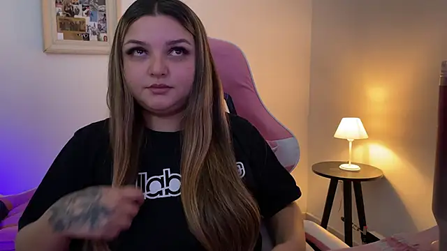 SweetPaige  online show from April 5, 2026, 3:08 pm