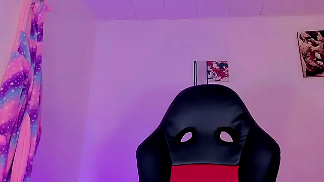 Snapshot of naomy__xx chatting on October 31, 2025, 3:14 am naomy xx online show from October 31, 2025, 3:14 am