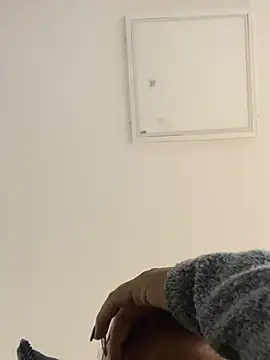 Snapshot of LinnaGardenia chatting on March 17, 2025, 7:26 pm LinnaGardenia online show from March 17, 2025, 7:26 pm