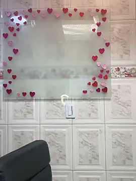 Snapshot of Alanna_atm_ chatting on February 19, 2025, 1:39 pm Alanna atm online show from February 19, 2025, 1:39 pm