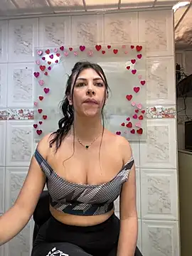 Snapshot of Alanna_atm_ chatting on February 27, 2025, 5:26 pm Alanna atm online show from February 27, 2025, 5:26 pm