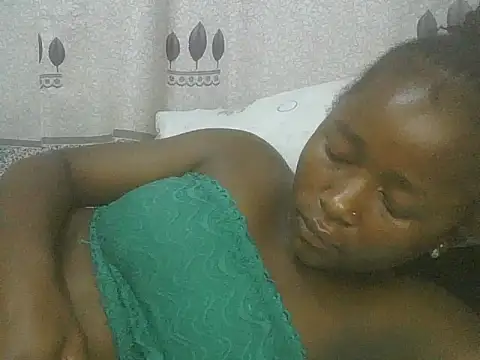 Snapshot of pretty_nanah chatting on November 13, 2025, 11:47 am pretty nanah online show from November 13, 2025, 11:47 am