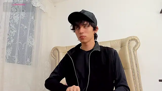 Snapshot of JeanRam18 chatting on March 11, 2025, 12:06 pm JeanRam18 online show from March 11, 2025, 12:06 pm