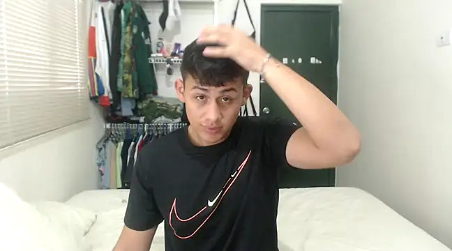 StivMike01 online show from January 21, 2025, 9:57 pm