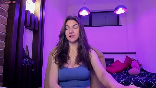 MonicaVii online show from May 17, 2026, 11:16 pm