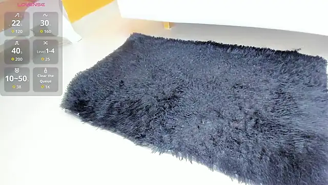 FOXYRIVER  online show from January 18, 2026, 11:57 am