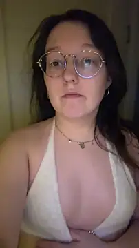 emigooflordXD online show from February 19, 2026, 7:33 pm