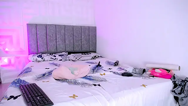 nataly red online show from March 14, 2025, 10:27 pm